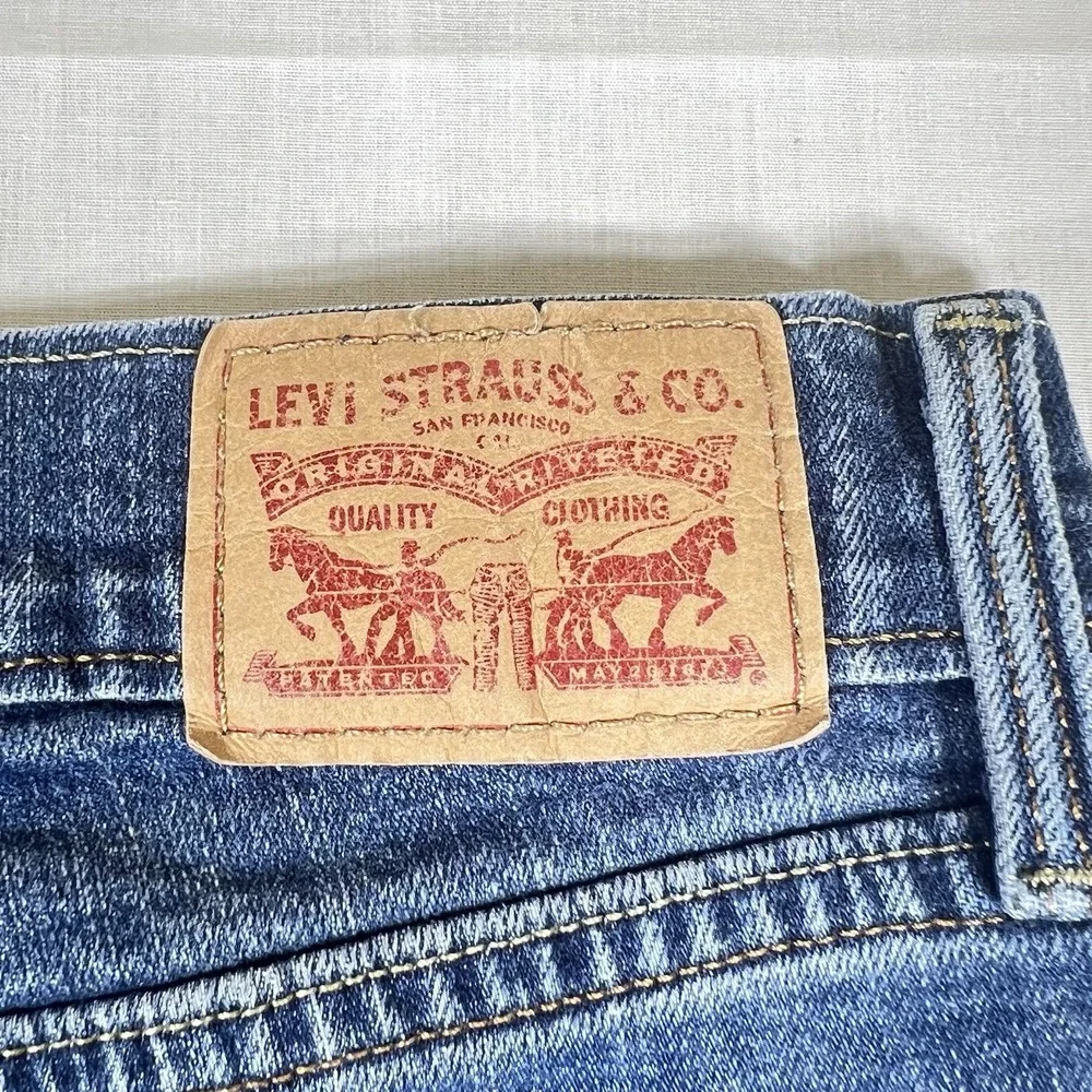 Levis levis 505